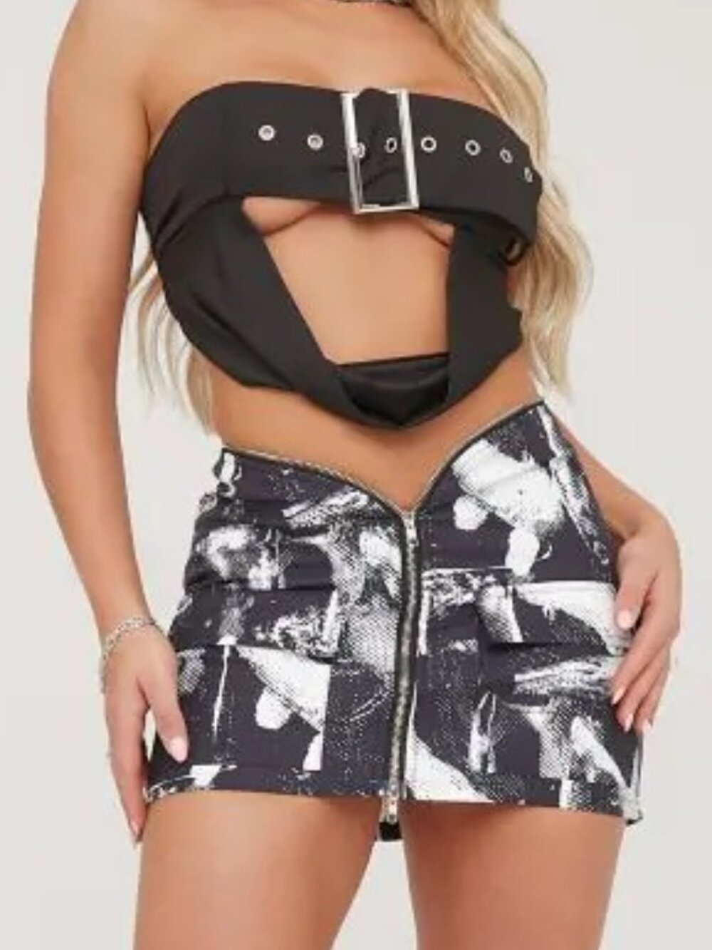 Ego Black/White Abstract Print Zipper Front Bodycon Mini Skirt SZ L